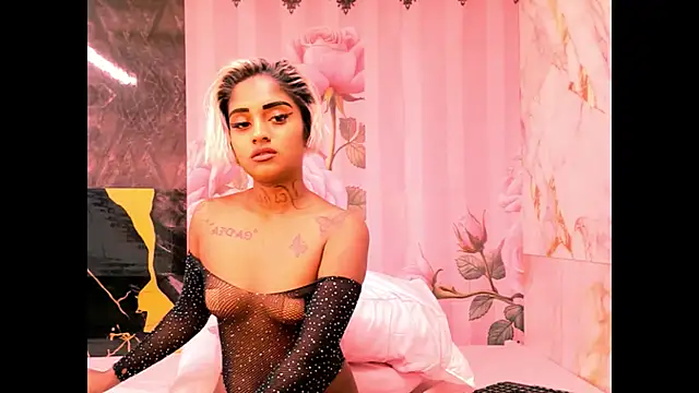 indian_barbie Adlı Modelin Canlı XXX Sohbeti
