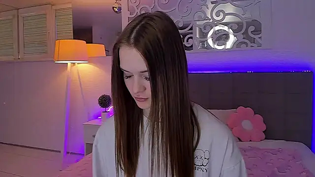 XXX chat uživo modela LuisaClover