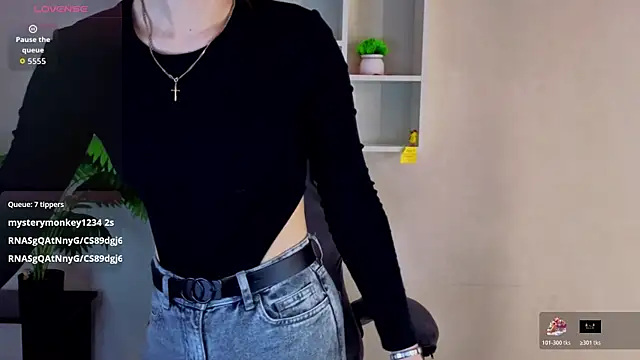 Lori_Bllossom Chat XXX live