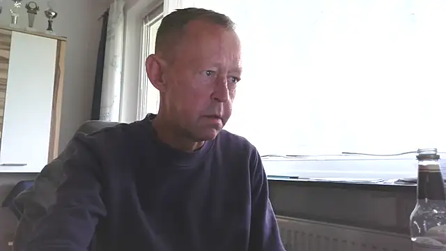 dudefemboy Pertunjukan Webcam
