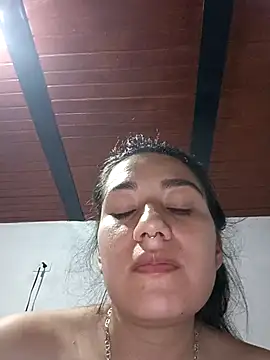 Hellen_Alex élő XXX-chatje