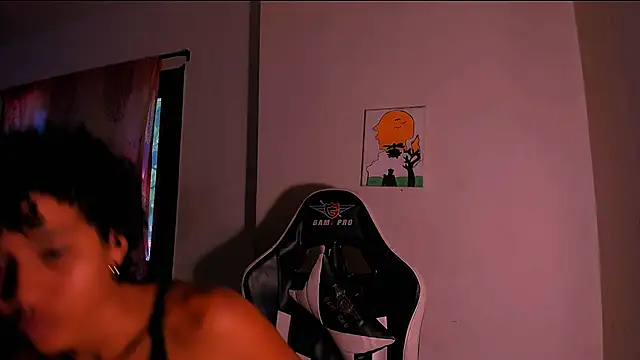bad_girl_xxx 现场XXX聊天