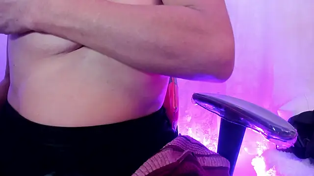 Cleopatra_Trans élő XXX-chatje
