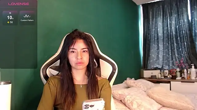 alice_middlee élő XXX-chatje