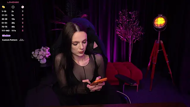 Wild_Alice_meのライブXXXチャット