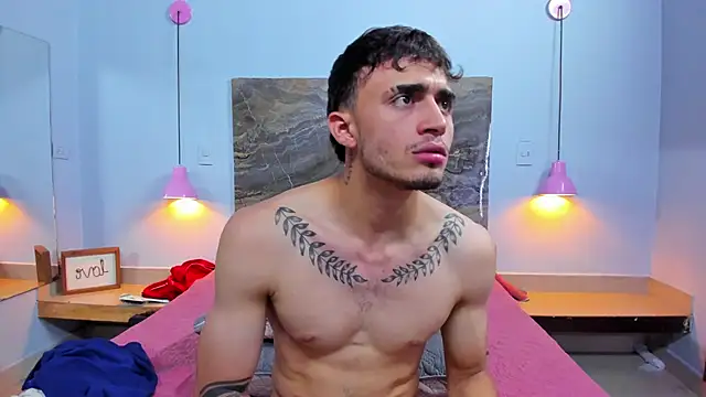 James-06 Show Webcam