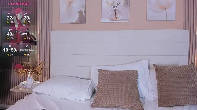 LisaLain Chat XXX live