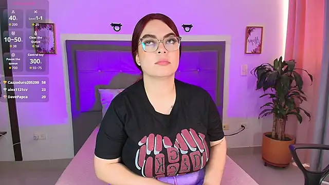 Kiara_noirr – Naživo XXX chat