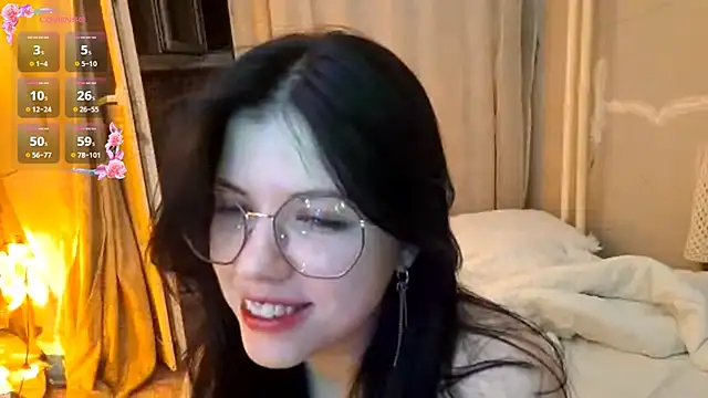 MiaTemptress' Live XXX Chat