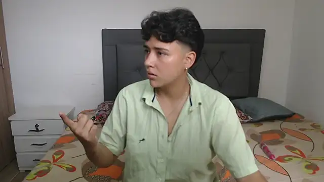 BlakeTaylor21 Live XXX-chat