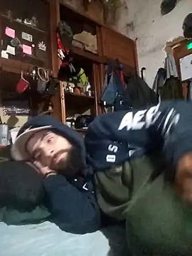 Онлайн чат XXX hairy_mannn