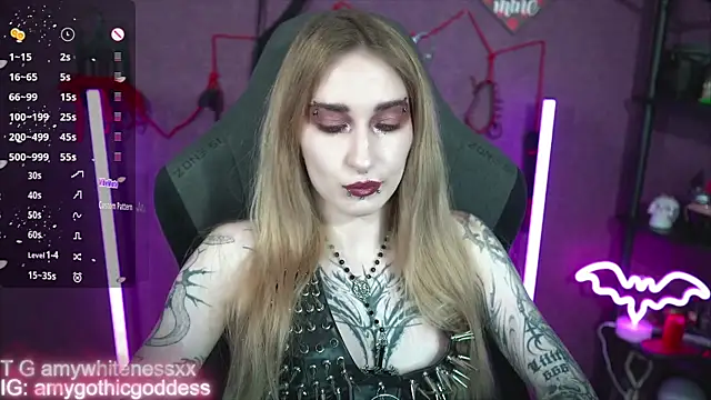 amywhitenessxx's Webcam Show