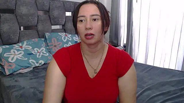 sara_hott_1 Chat XXX live