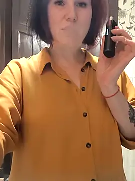 Chernoburka2206 Pertunjukan Webcam