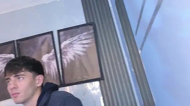 Webkamerová show demian_hot99