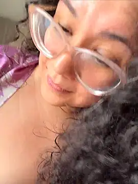 Sembang XXX Secara Langsung CurlyMilf_Vannexxxa
