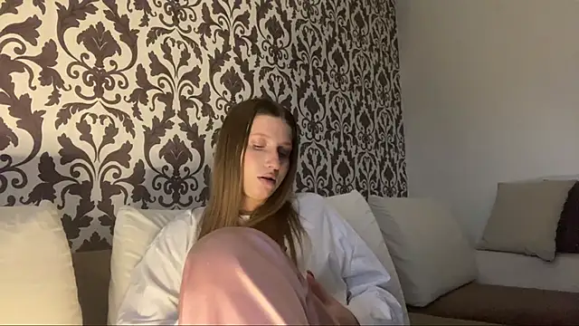 Akyo_alfew élő XXX-chatje