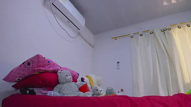 vennuss19's Live XXX Chat