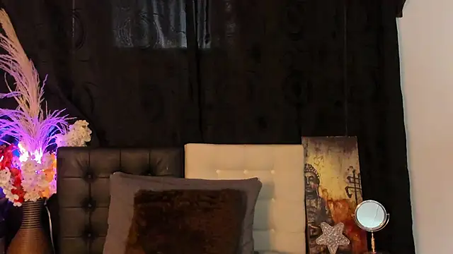 Vicky_Angeel live XXX chat