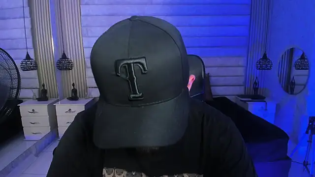 Онлайн чат XXX jhon_bear03