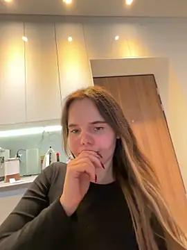 XXX chat uživo modela TheCinderella