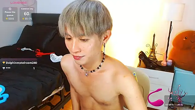 WildestTwink live XXX chat