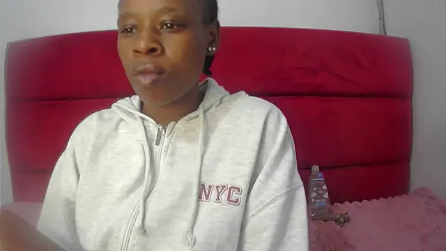 Black_Diamond-X Show in webcam