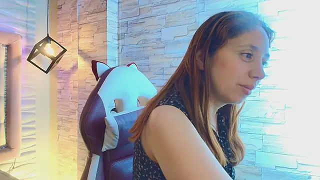 Chat XXX en directo de stephaniesun_
