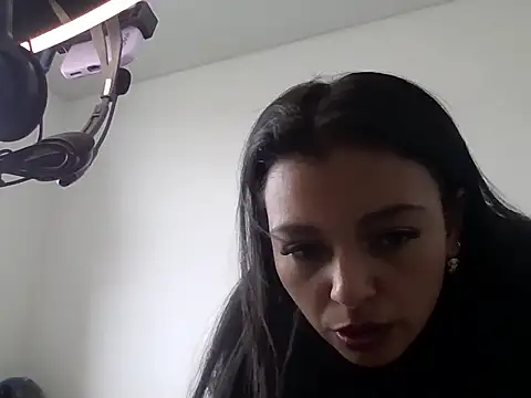 XXX chat uživo modela Laury_98