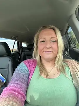 sweetkacibaby Show in webcam