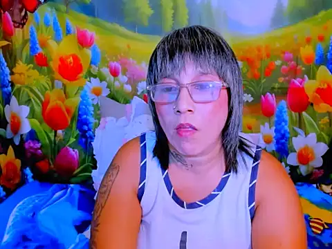 indianroxyn Live XXX chat