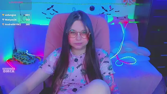 Онлайн чат XXX Lolisuccub
