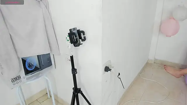 salma_isawwii Show Webcam
