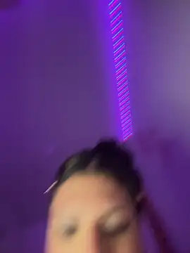 Chat +18 de luludolll ao vivo