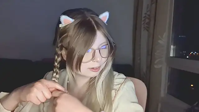 Chat XXX en directo de YukiBlush