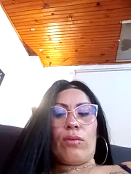 Tania_mature: απευθείας συνομιλία ΧΧΧ