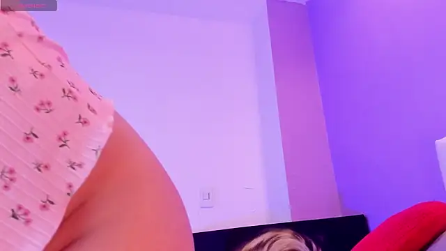 Živý XXX chat Charlotte11-11