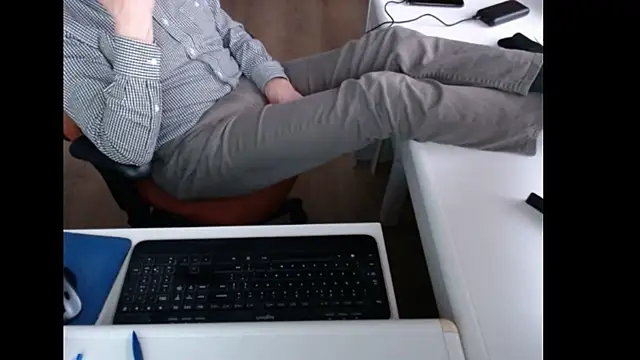 Chatroom XXX en direct de dutchpornking