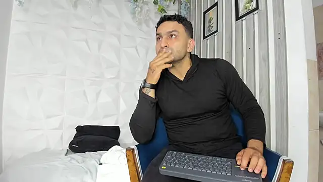 LeonidasKaiser's Live XXX Chat