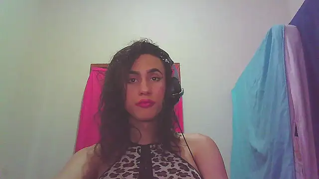 Онлайн чат XXX TheAnngell