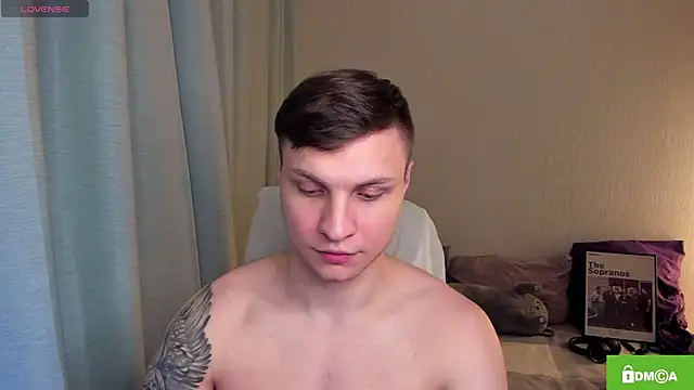 handsome_guy01 élő XXX-chatje