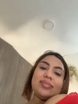 valeria2019hot Adlı Modelin Web Kamerası Şovu