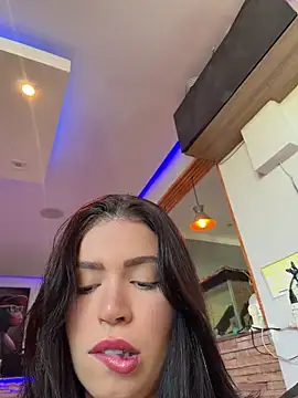 Show de Rafaellaz na webcam