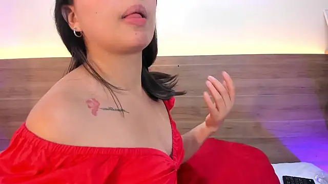 thamiina_ লাইভ XXX চ্যাট