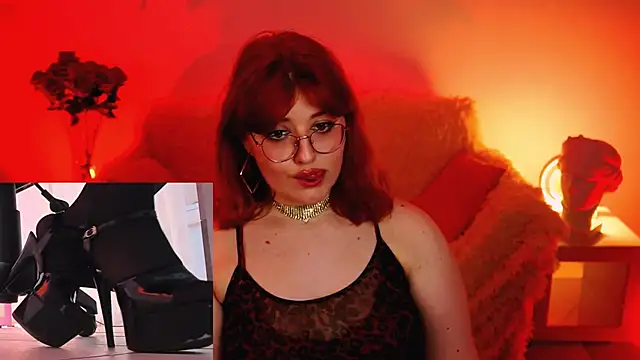 StaceyJensen 即時 XXX 聊天