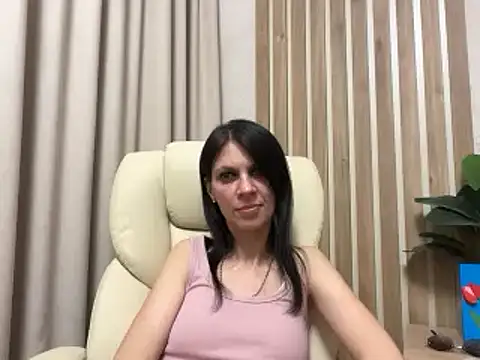 InjaAtHome Chat XXX in diretta