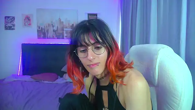 goth_minerva's Webcam Show