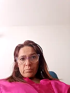 XXX chat uživo modela Dannial51