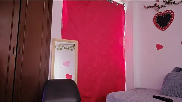 MiaCollinssx Live XXX-chat