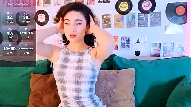 Maya_Rogerss Adlı Modelin Canlı XXX Sohbeti